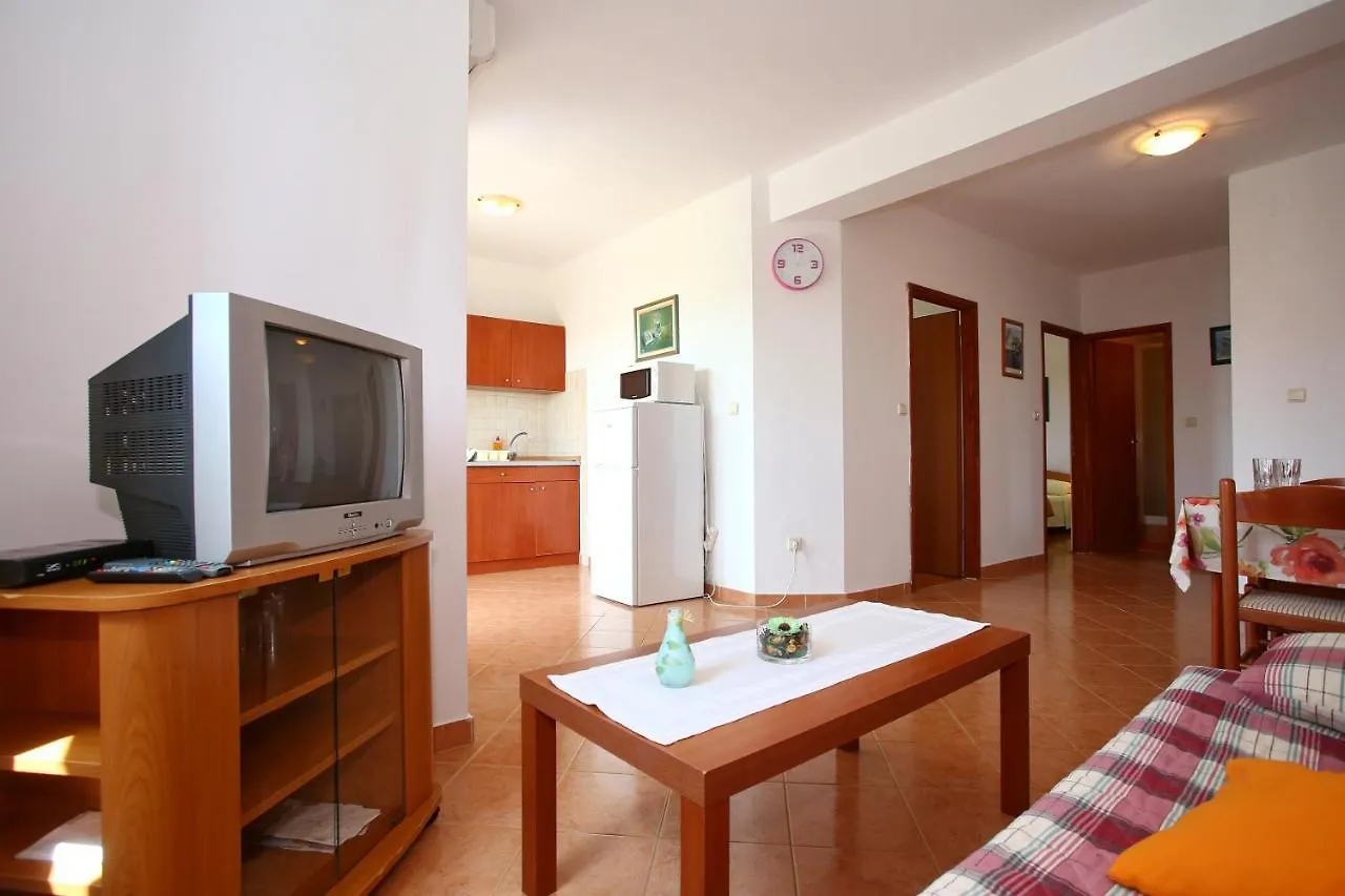 Apartments Vila Ana Seline